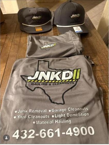 JNKD Hauling team in branded gear